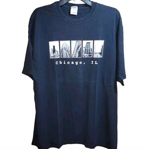 Vtg 00's Chicago Skyline Southwest Airlines graphic t-shirt | Size XL